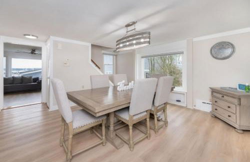 Waterfront Sodus Gem, Dock Game Loft Bay View - Foto 14