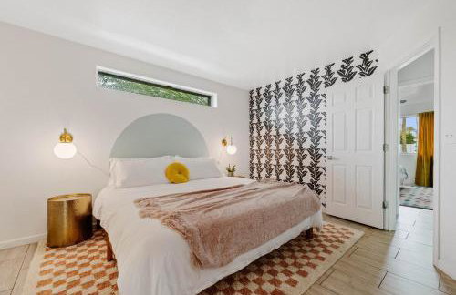 Spacious home w private pool & game room - Foto 26