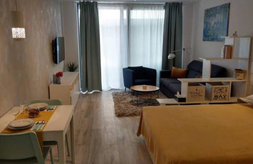 MARIA, Modern studio apartment with private parking - Photo 14