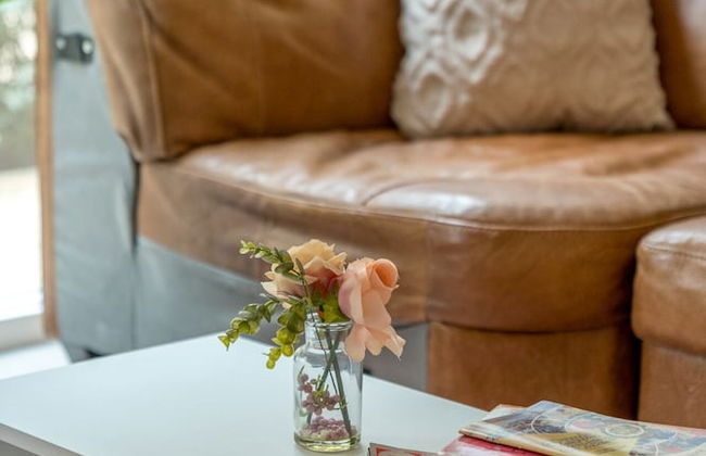 Madika Homes Stunning 2-bed Apartment in Colindale - Foto 13