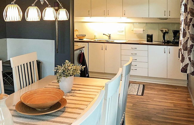 6 Person Holiday Home in Averoy - Foto 8