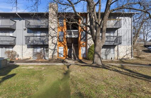 Comfortable stay near Kansas City attractions - Foto 10