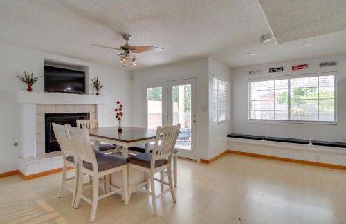 Explore ABQ and Rancho Rio Family Home with Patios! - Foto 6