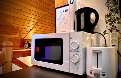 Stay by Home Deluxe Apartment WiFi-PS4-TV-Loft-Bath-Kitchen - Foto 26