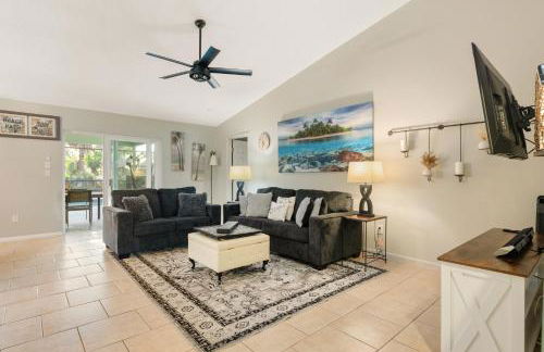 Heated Pool with Lanai- 10min from Beach- Lots of amenities - Foto 49