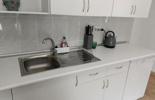 Beautiful 1 Bedroom Apartment with Mountain View - Foto 13