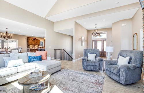 Luxury Home on Cove with Boat Slips, Waterslides, and Jump Deck - Foto 17