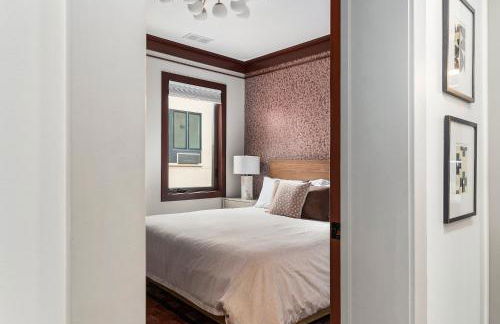 Brand New Condo in the Heart of Traverse City! - Foto 1