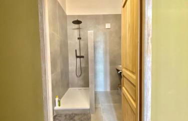 Grand confort au cœur de Nîmes - Foto 14