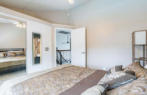 Family Fun 4-bedroom house House with Free Heated Pool & Hot Tub & Game Room & Mini Golf in Chandler - Foto 18