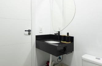 113-Studio Amplo e completo com ar condicionado prox UEL - Foto 3