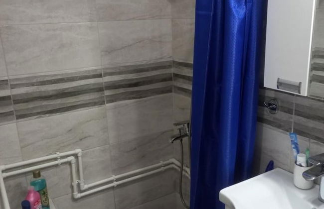 Charming Studio Apartment in Novi Pazar With City & Mountain Views - Foto 11