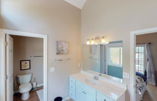 Family Lake Escape Sleeps 12 Shared Pool Dock - Foto 20