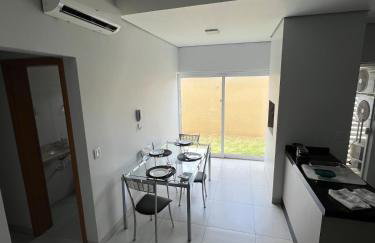Apartamento com jardim e ar condicionado na sala e quartos na Av Blumenau - Foto 20