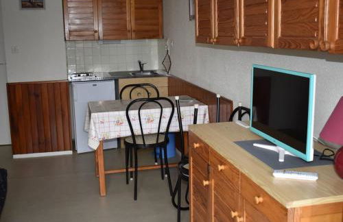 Charmant studio cabine avec balcon exposé sud pour 4 personnes au cœur de la Station - FR-1-592-32 - Foto 5