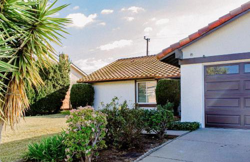 Cozy Family Home - 20 Mins from Disneyland - Foto 23