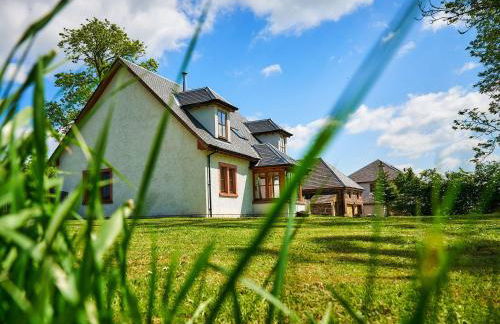 Holly House - Photo 21