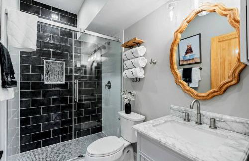 Luxury A Frame 5BR Hot Tub & Mountain Views - Foto 50