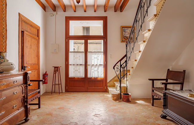 3 bedroom House in Petra with garden - Photo 8