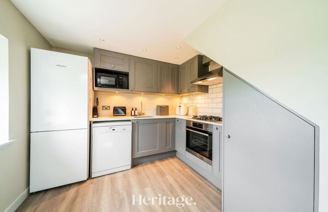 Beach Cottage Pet Child Friendly Stay in Moray - Photo 12