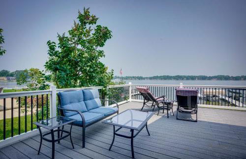 Lakefront Syracuse Home with Deck and Private Dock! - Foto 14