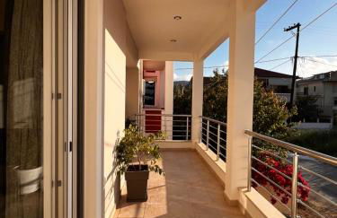 Phils Apartments II - Photo 9