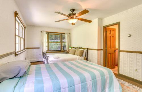 Sparrow Bush Retreat w/ Pool & Screened Porch - Foto 21
