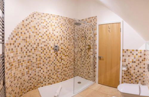 Trewhiddle Retreat V17 by Together Travel - Luxury 4-Bedroom Villa - Foto 17