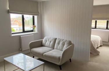 Beach House - Photo 17