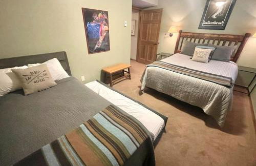 Ski in Ski out Townhome, Indoor and outdoor pools, hot tub, fire pits, and more - Foto 35