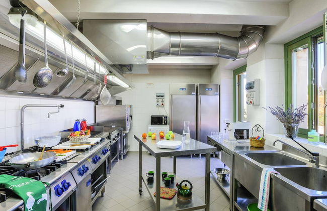 Villa w/ Wine Tours Near Beach - Foto 11