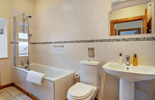 3 Bed in Corriecravie CA099 - Photo 13