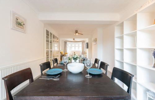 4 Bedroom Family Home In South East London - Photo 4