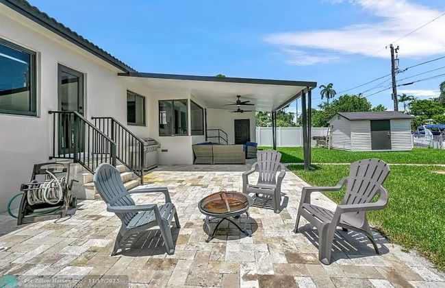 Stunning 3 Bd Pool House w Enchanting Water Views - Foto 6