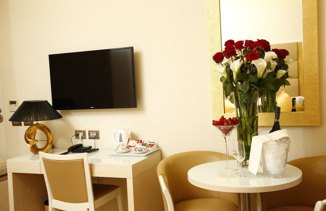 Augustana House - Photo 27