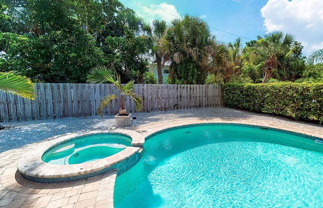 Driftwood Beach Oasis - Foto 1