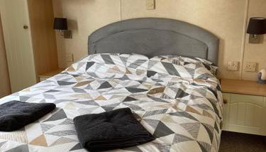 Beautiful 2-Bed Static caravan - Photo 5