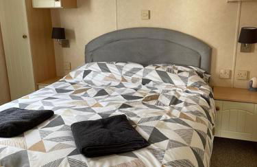 Beautiful 2-Bed Static caravan - Photo 5