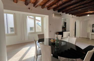 Ca' Del Vecio, in centro storico, Piazza Garibaldi - Foto 28