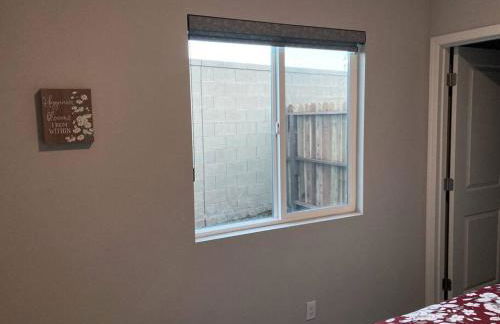 Country-Style Modern Living Suite w/Queen Bed - Foto 14