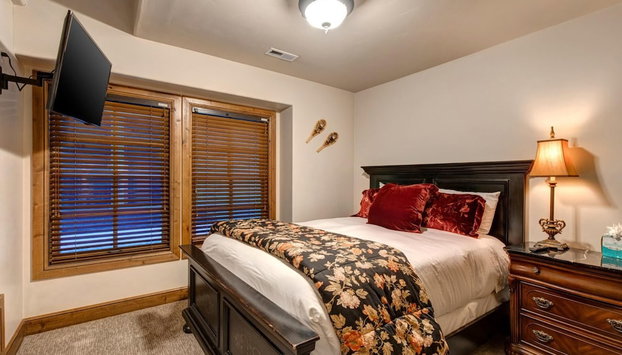 Park City KBM Resorts Walk to Main Street and to Park City Mountain Hot Tub On FREE Citywide Bus Route Single Unit 4 Bedrooms PPS-1416 - Foto 4, Habitación