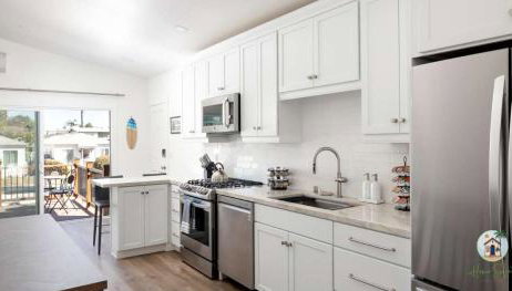2BD Sashas Bungalow Beach Vibes 1 Block Away - Foto 3