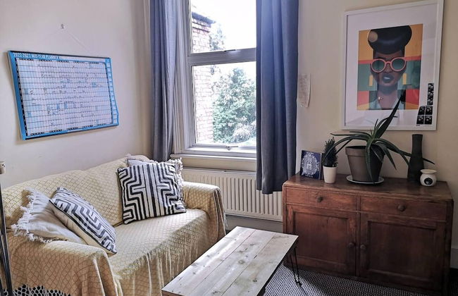 Cosy 1 Bed Flat Hideout in North London - Foto 8