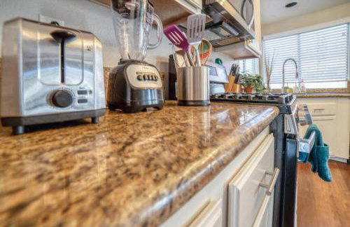 Spacious Modern Home Family or work WFH Friendly - Foto 4