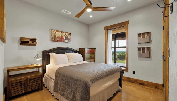 West End Luxury Retreat With Resort Style Pool and Hot Tub! - Foto 4, Habitación