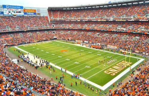 Stylish King Bed, 2BDRM, 1 Mile to DTWN, Game Room - Foto 18