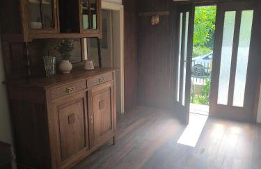 Old house by the stream - Photo 9