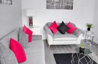 That's Amore House 3 bedroom house with parking walking distance to Sandbach town - Photo 4