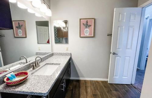 Comfortable Family Stay with Pool, Near Beach - Foto 13