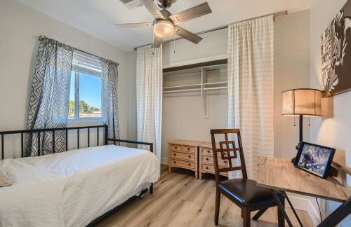 Lux life! Central location for business or play! - Foto 33